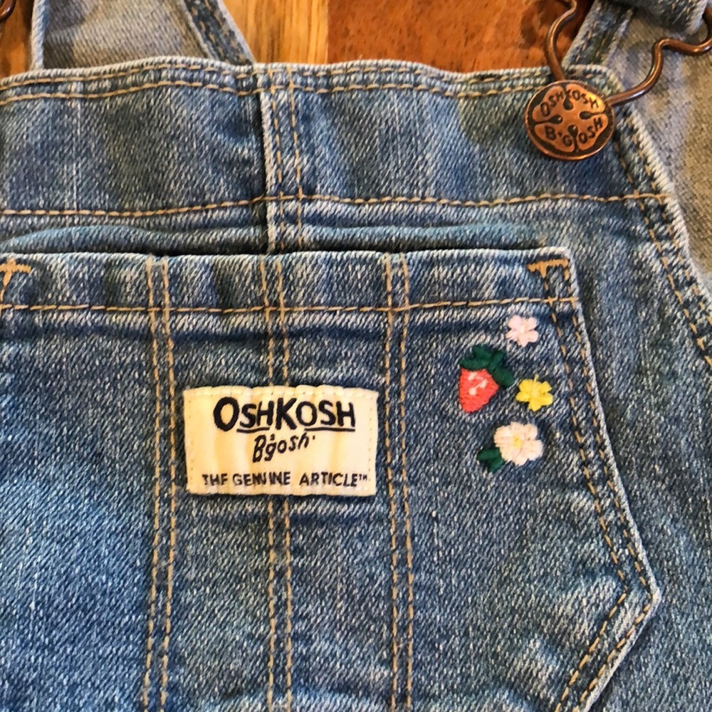 OshKosh Overalls with embroidered detail 2T - Picture 7 of 9